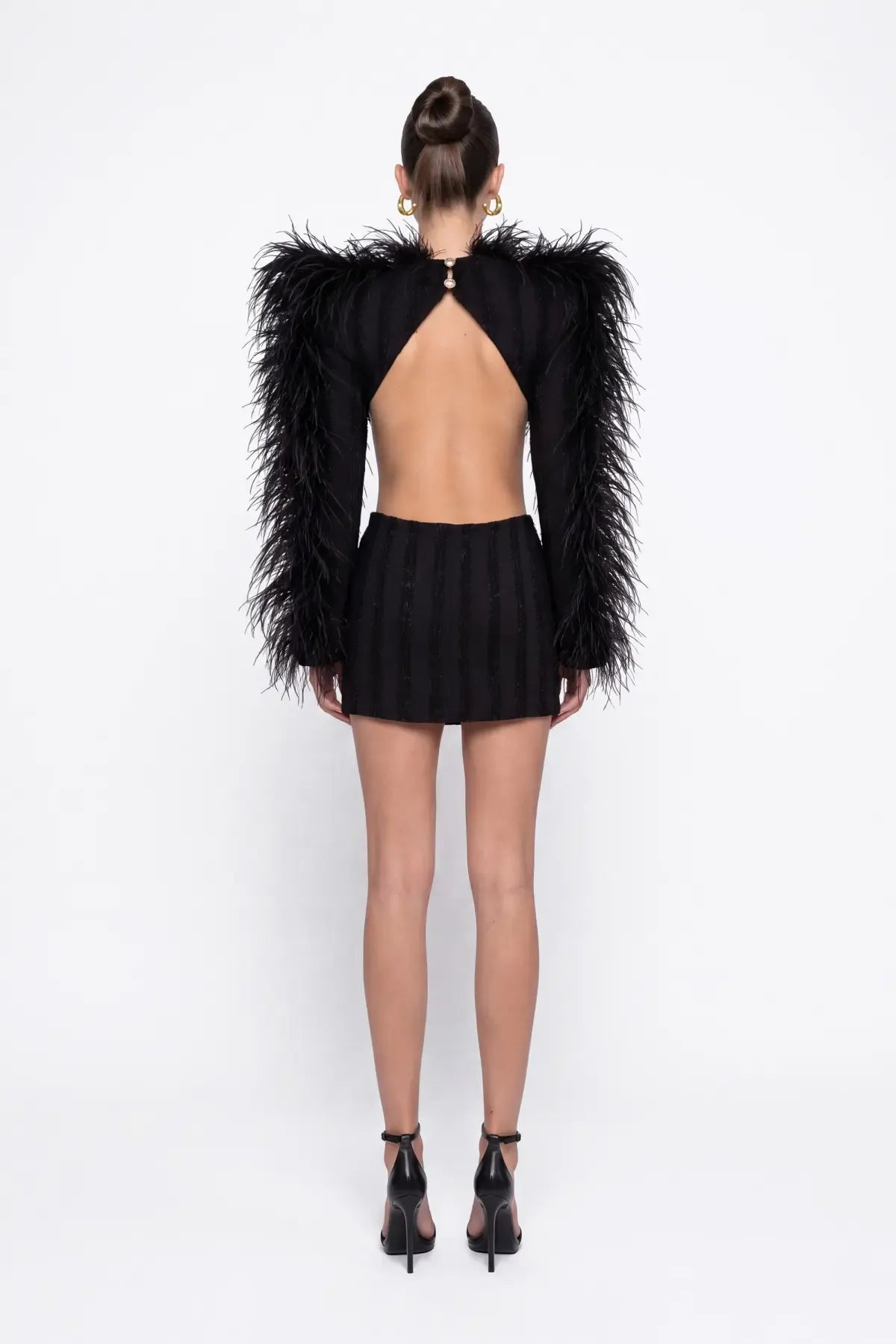 Siyah Tüy Detayli Cut-out Kadife Şeritli Mini Elbise - Siyah - Souvie